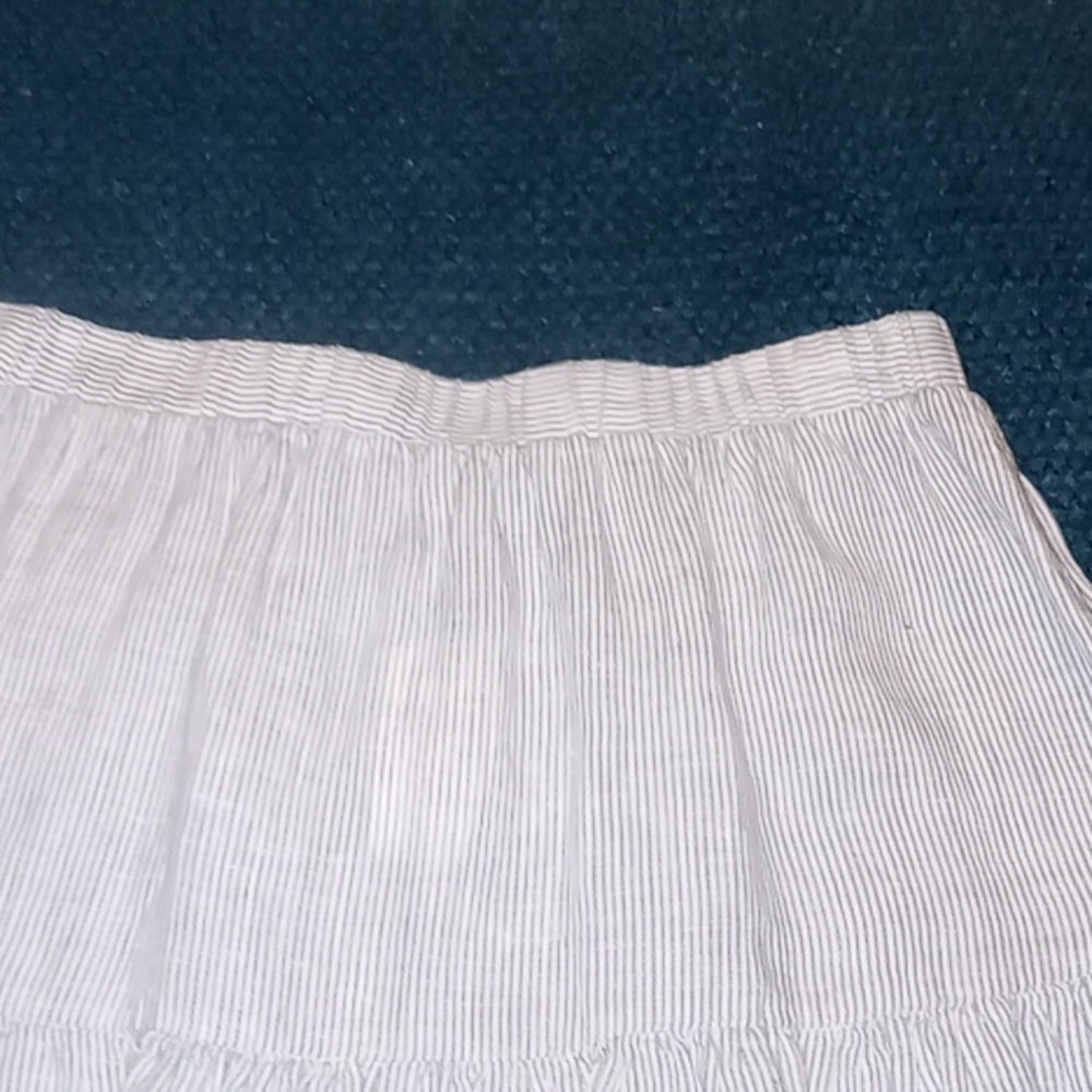 SAKS FIFTH AVENUE NAVY AND WHITE PLEATED LINEN SKIRT SIZE XL